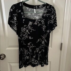 Taohuadao Chic Black Floral Women's Blouse, Size L, NWOT